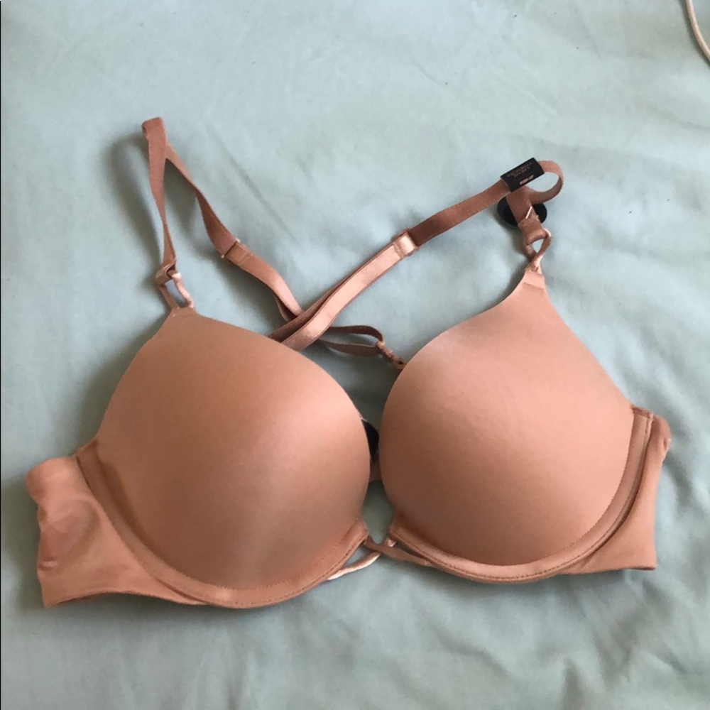 Victoria Secret bombshell bra